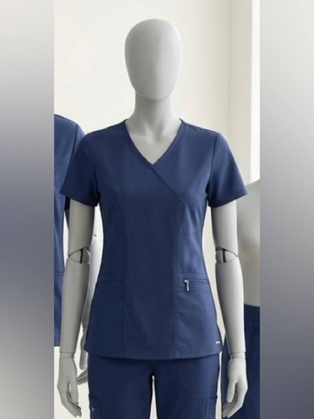 Grey's Anatomy by Barco Navy Spandex Stretch Scrub Top Medium